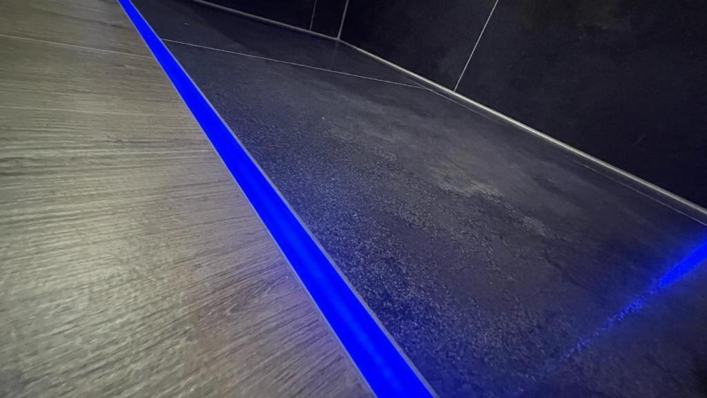 #1 Tgha Luxury Studio Apartment In 阿斯隆 外观 照片