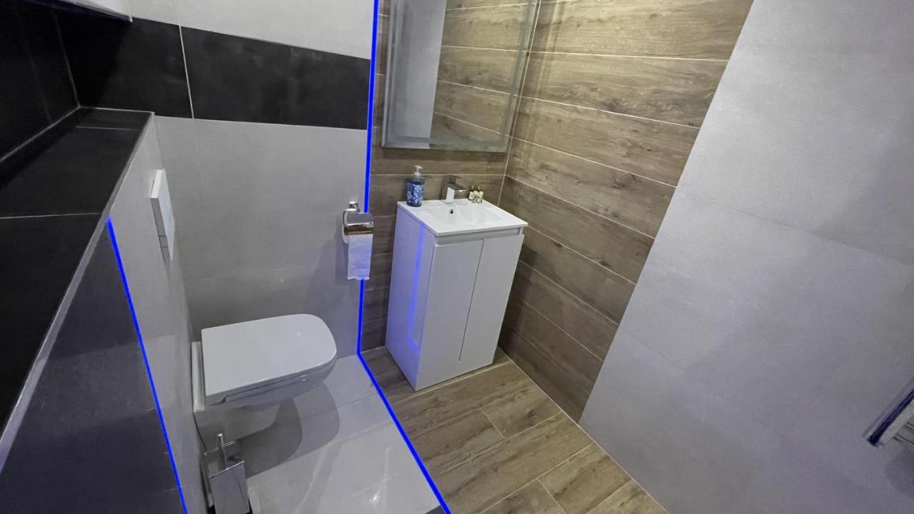 #1 Tgha Luxury Studio Apartment In 阿斯隆 外观 照片