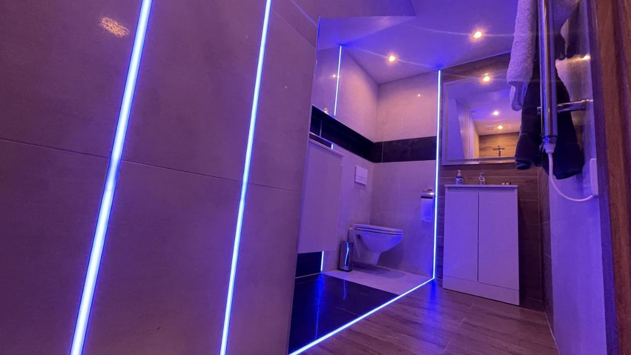 #1 Tgha Luxury Studio Apartment In 阿斯隆 外观 照片